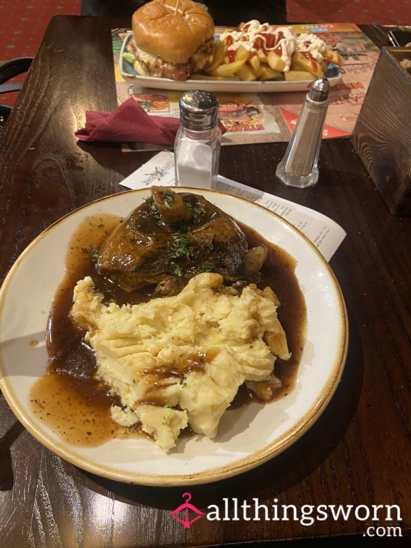 Pay For My Alphas And I”s Meal 🥘 😈