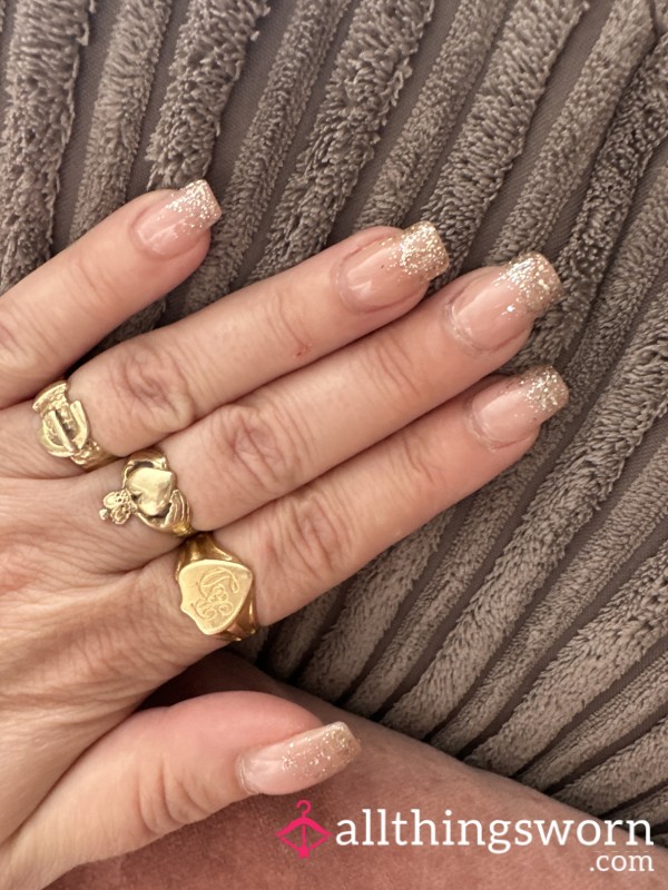 Pay For My Nails 💅