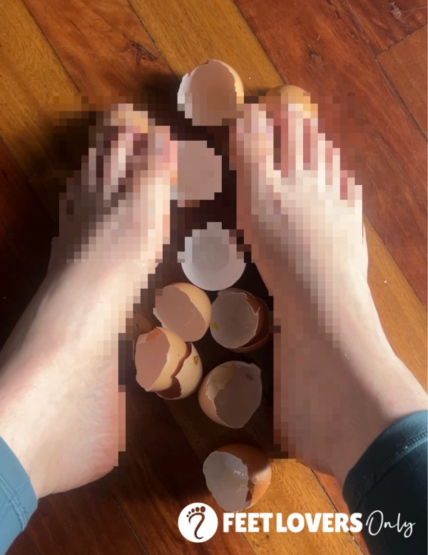 Pay To Hear Me Break You – Eggshell Crush ASMR 🥚👣