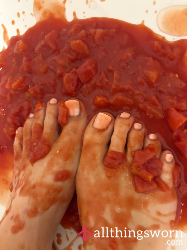 Paypig Special 🍅 Tomato-Covered Feet You Crave