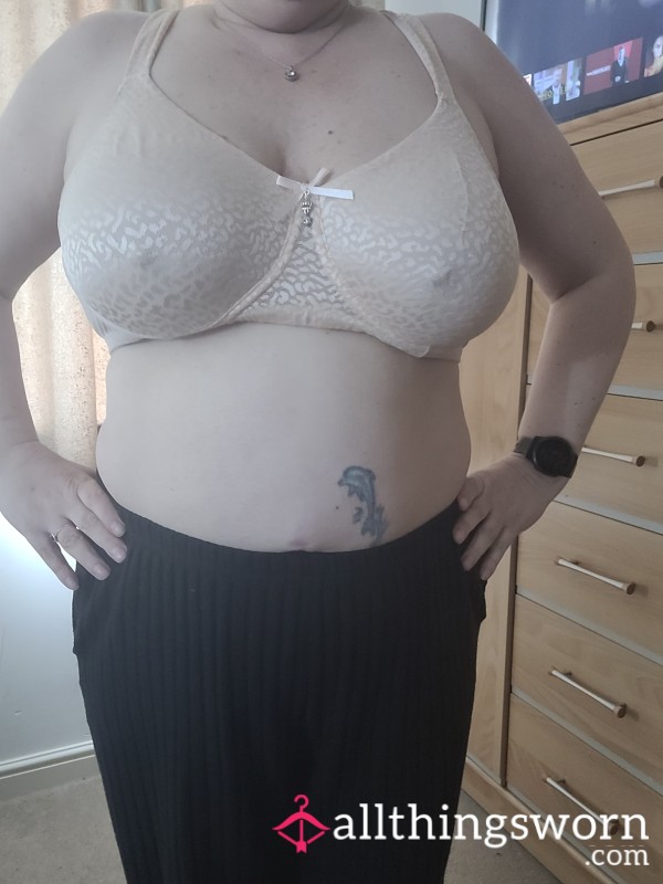 Peach Bra. 2xl