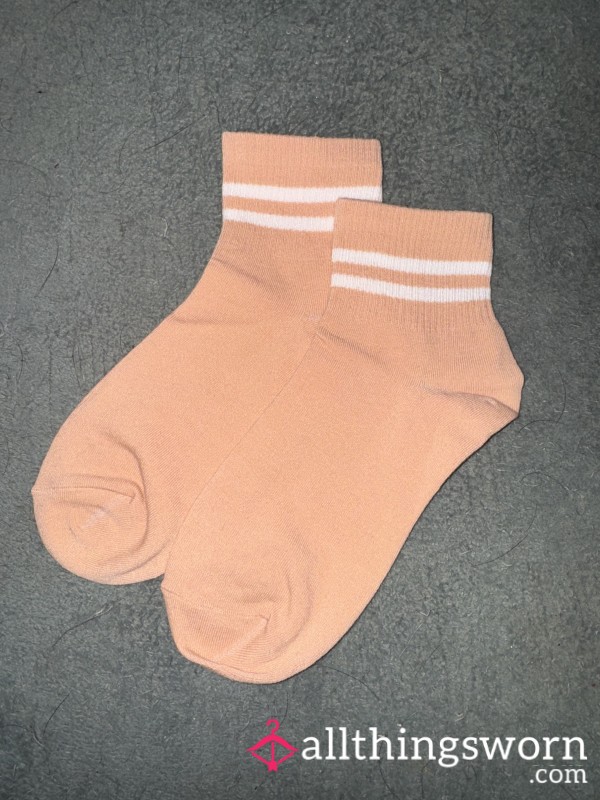 Peach Cotton Crew Socks