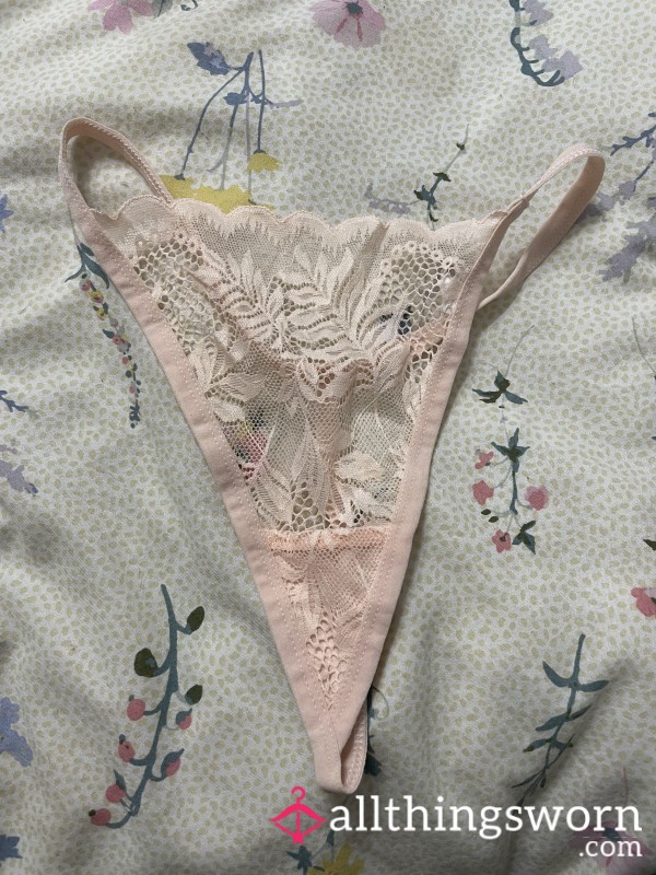 Peach Lace G-String 🧡