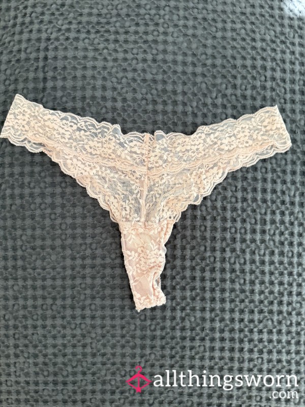 Very Well-Worn Peach Lace Thong 🍑