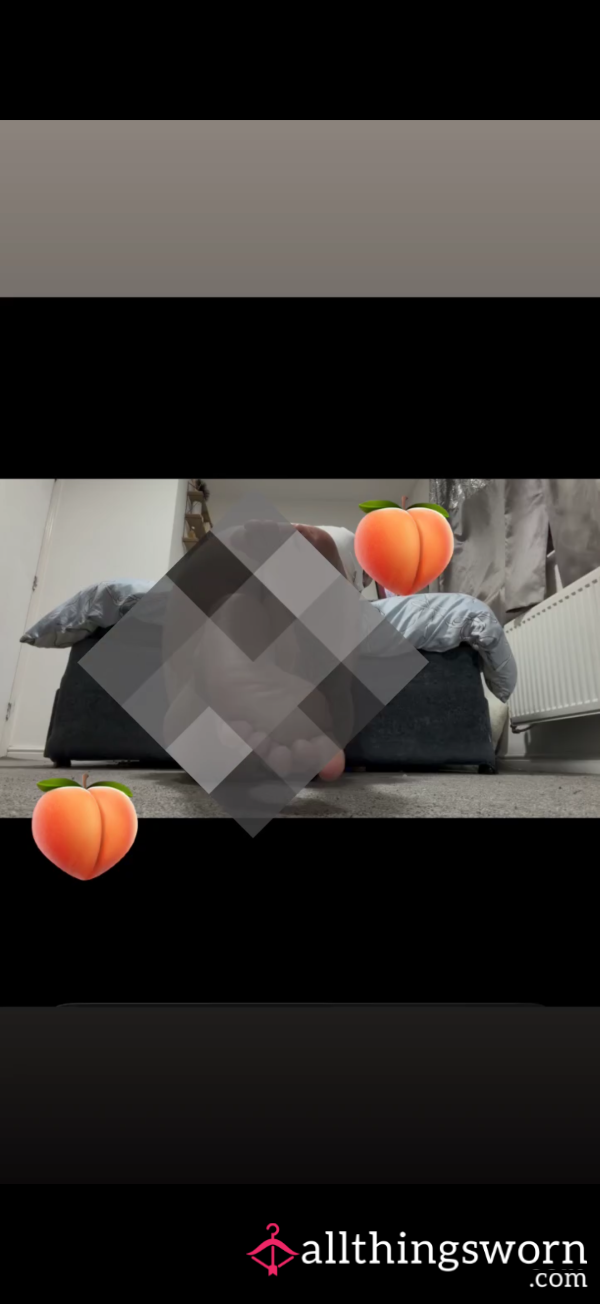 Peachy Foot Pics 🍑