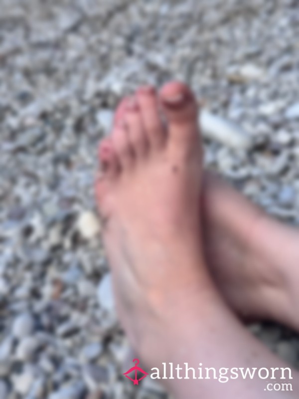 Pebbles On My Toes