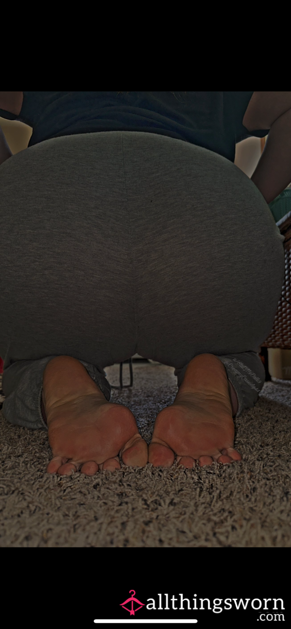Pedicure + Feet Worship