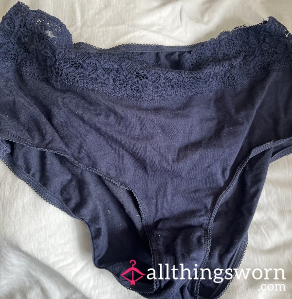 P**d In Big Panties.  💦