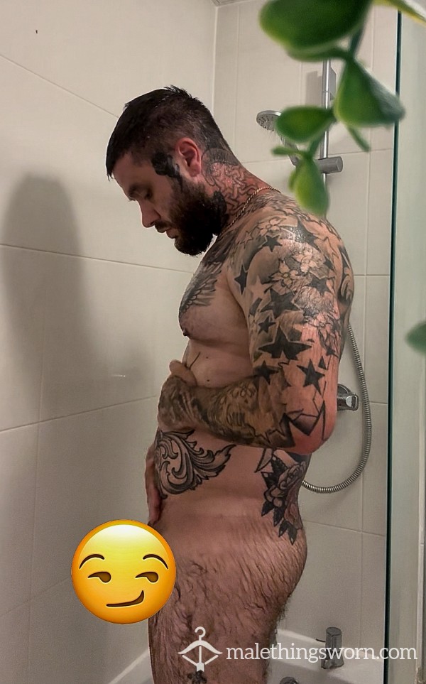P**p At Me In The Shower 😏