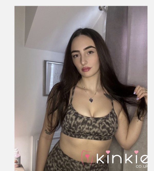 P**ping On Me Whilst I Work Out Turns Into Me Requesting You To Watch Me F**k My Di**o