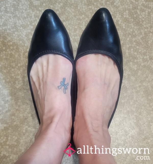 SOLD - Frye Regina Black Leather Flats - Size 11 US