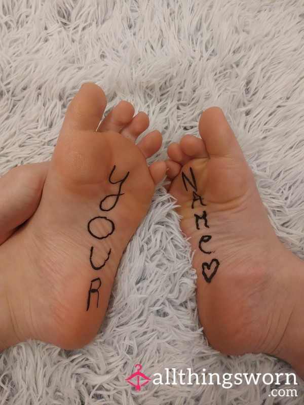 Personalized Feet Pic With Name Written On Soles