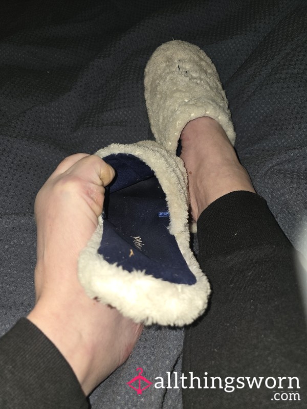 🧀 🧀 🧀 Peter Alexander Slippers - Only Worn For ONE Month!