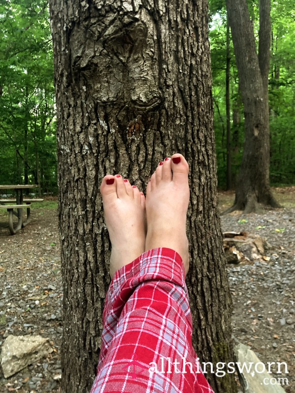 Petite Feet Size 6 In NC Wilderness