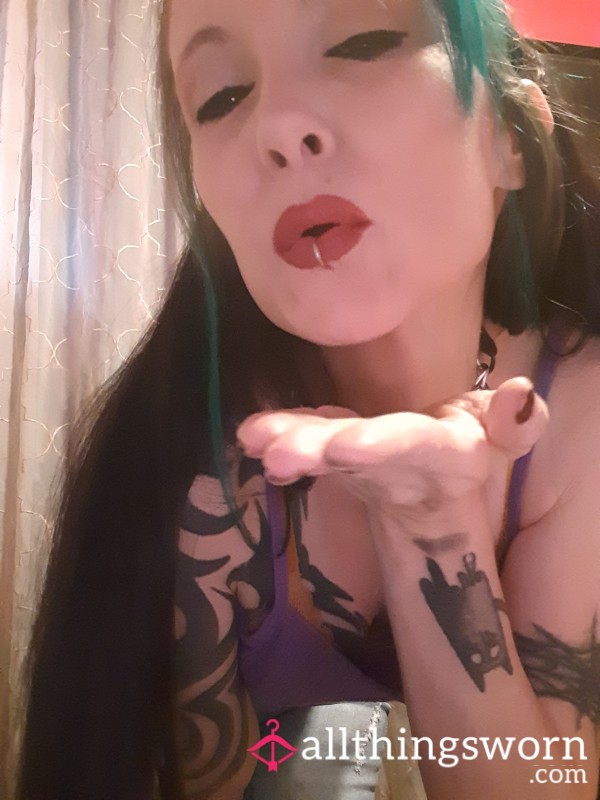 Petite Goth A** In Jeans Sfw
