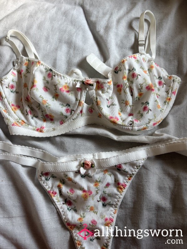 Petite White Flor*l Bra And Thong Set, Well Worn