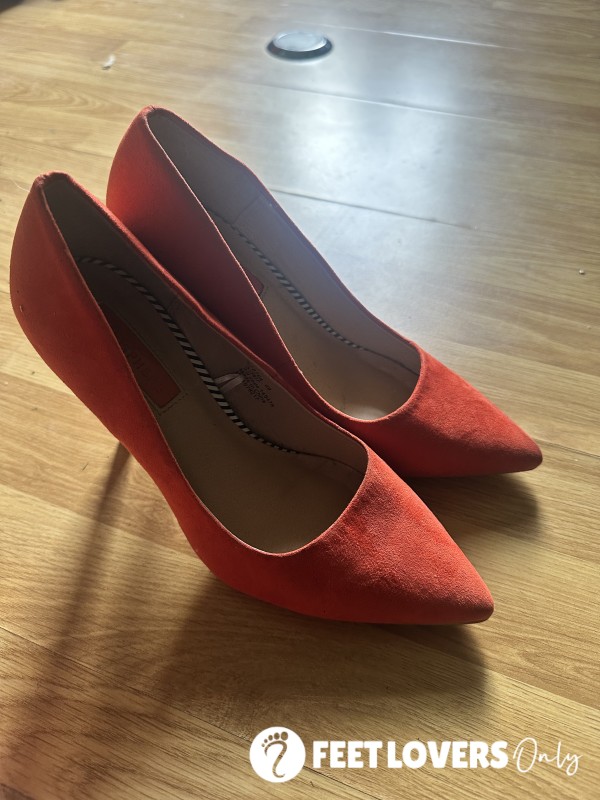 Photo Set Of 3 Of My S**y Feet In S**y Shoes