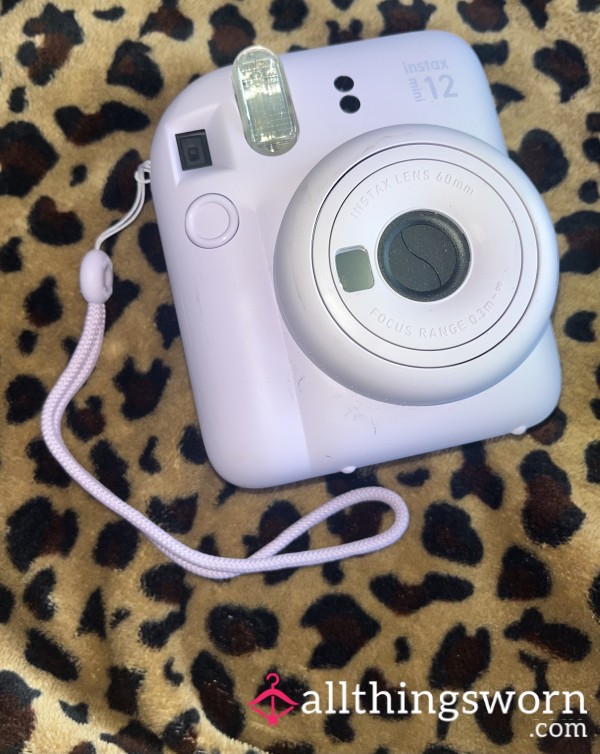 Physical S**y Polaroid Of Goddess Jess
