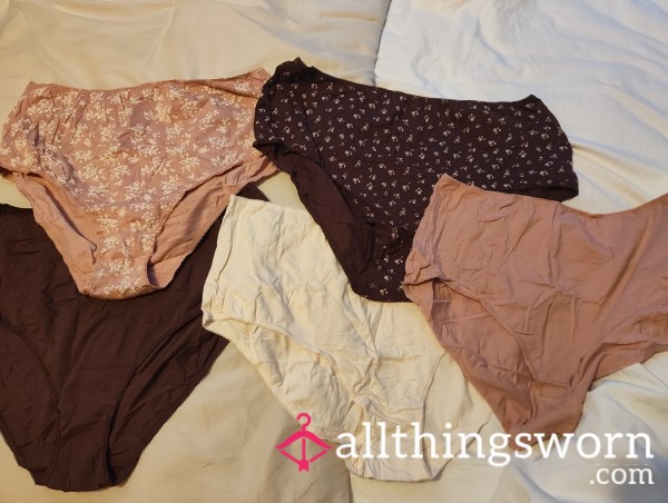 Pic Any Pantie I'll Wear Them For Has Long Has You Want Just Ask 😛