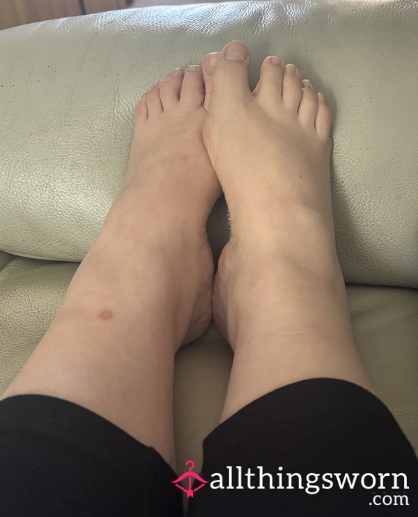 Pick My Next Colour For My Toenails