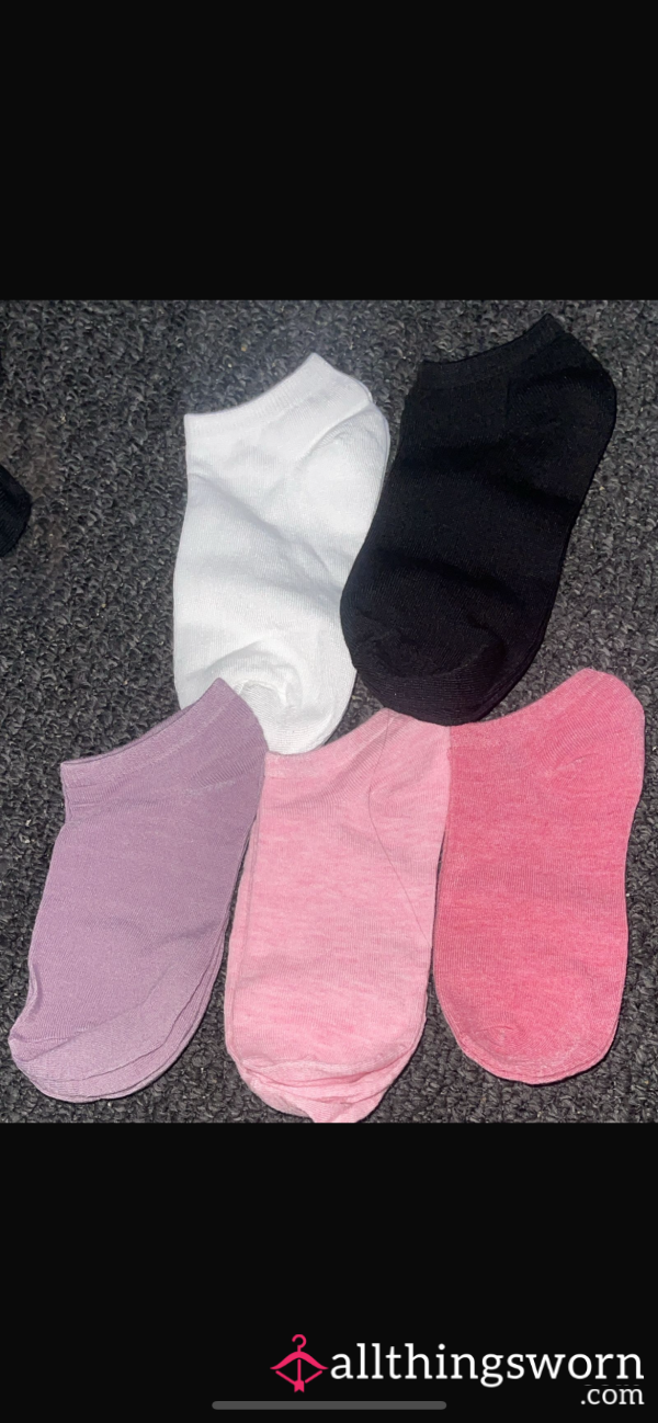 Pick A Wear For Me To Wear 😏