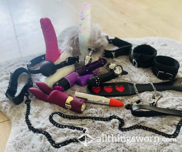 Pick And Play 😈 (Custom Pics & Vids)