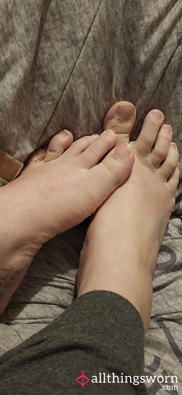 Pick It Toes W/ Photos