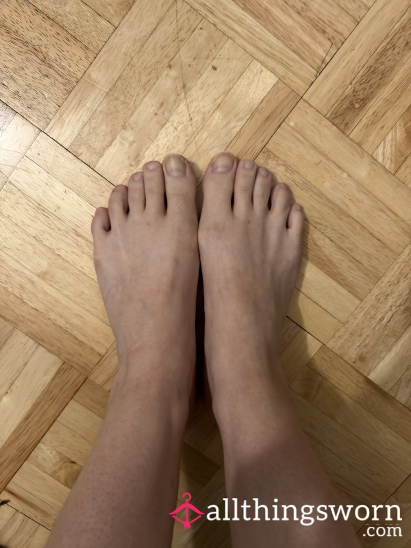Pick My Toe Color😉💅🏻