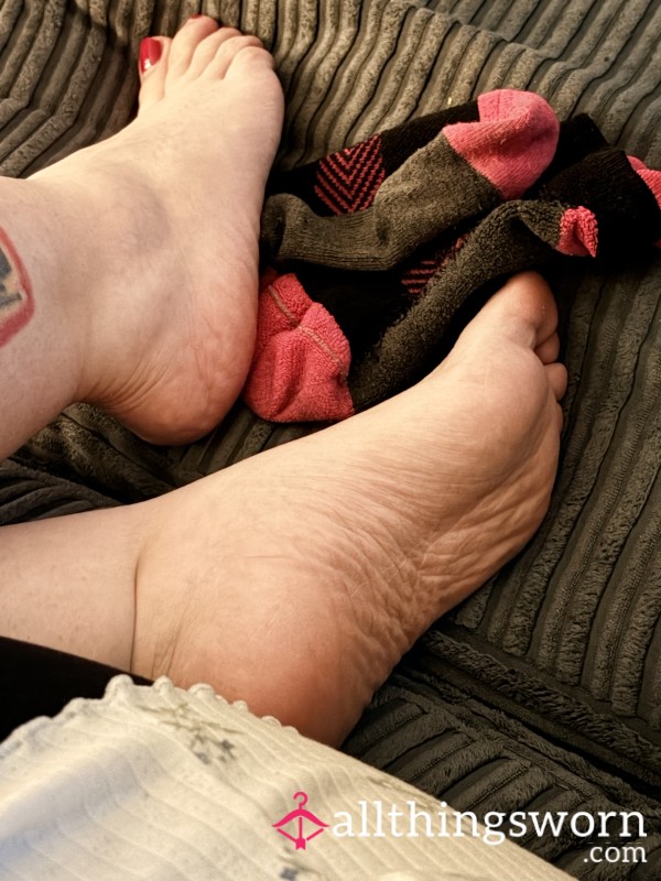 Pick My Toe Polish Colour