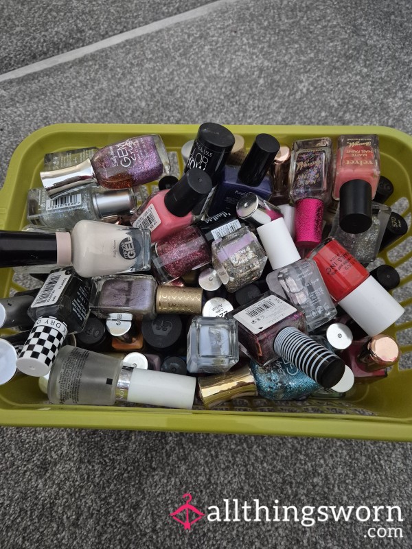 Pick The Colour For My Toenails And Receive Daily Photos For A Week
