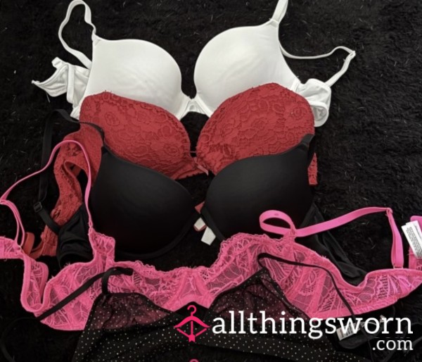 Pick Your Bra!!👑