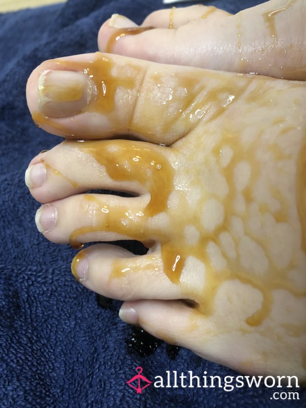 Pics Of My Cute Feet Covered In Caramel Ready To Be Licked Clean!