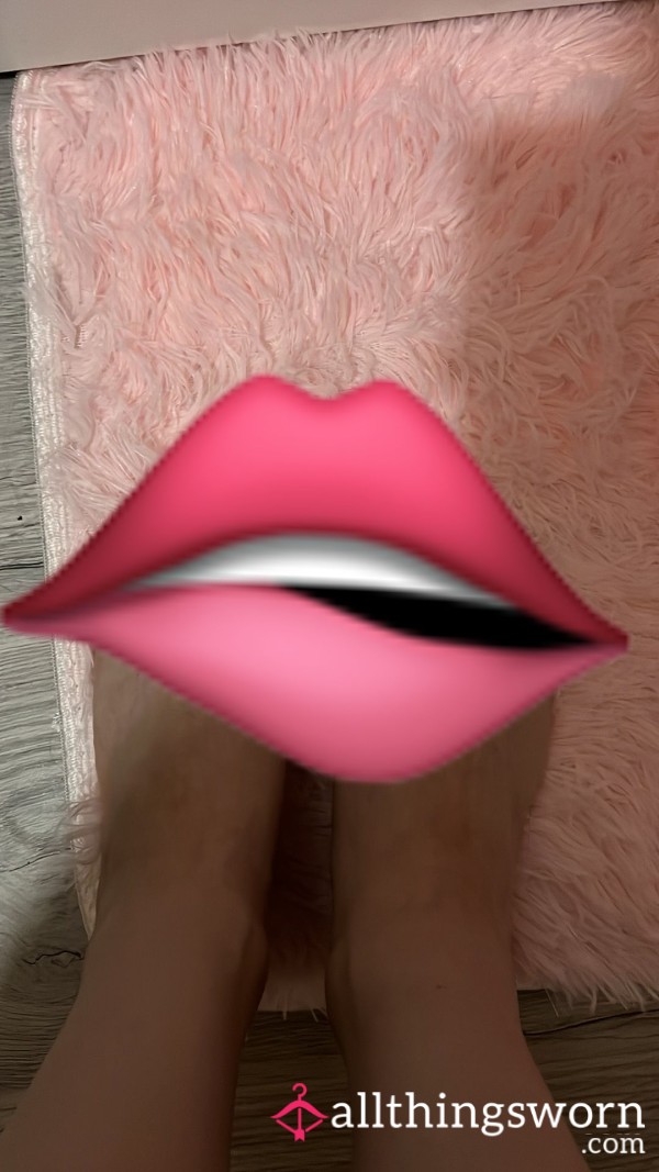 Pics Of My Pretty Little Feet