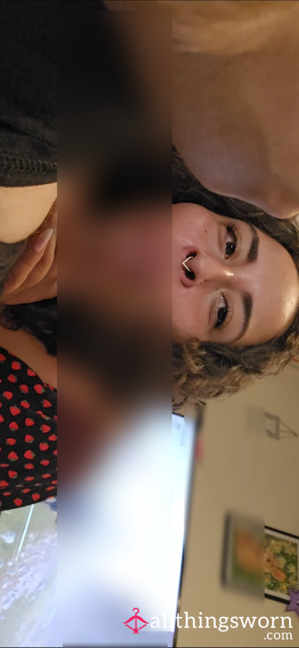 Pierced BBW Gives Head While He Spreads Some Democracy!