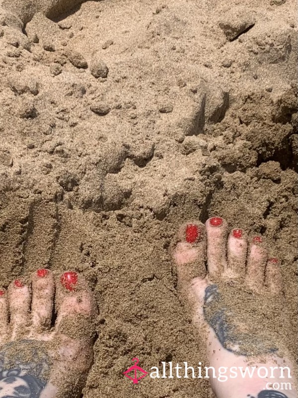 Piggies In The Sand