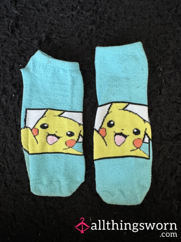 Pikachu Socks 💛💙