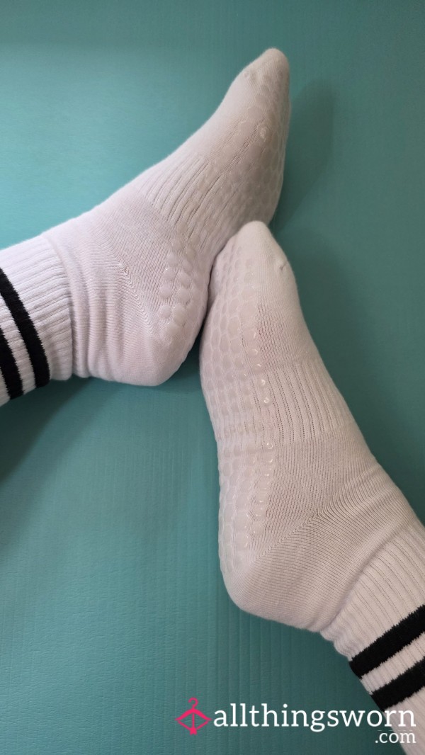 Pilates Grip Socks - Fresh From Cla**, Lotion-Scented, Real Wear | Size 6