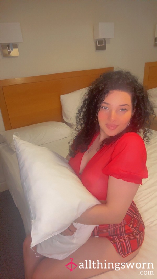 Pillow Talk 5:08 Video