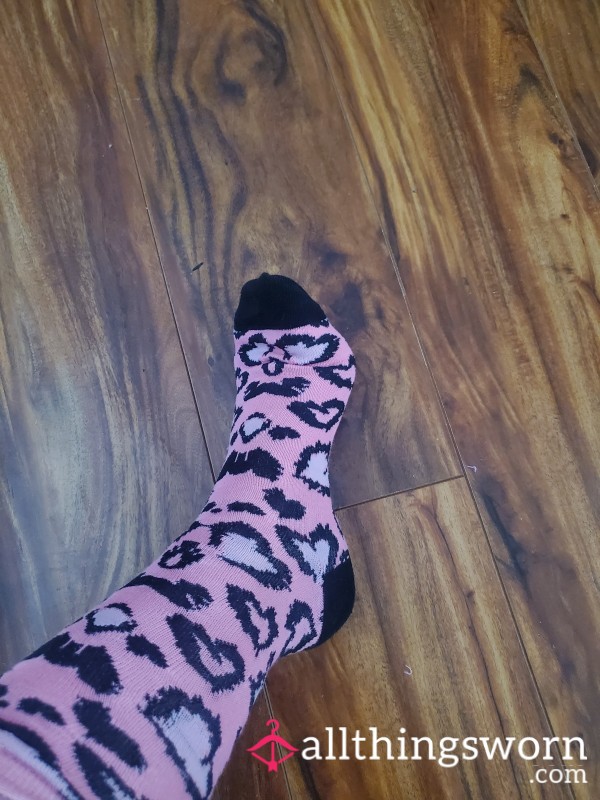 Pink / Black Hearts Pretty Socks