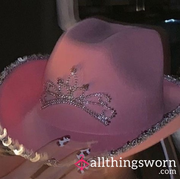 🎀 𝓟𝓲𝓷𝓴 𝓬𝓸𝔀𝓰𝓲𝓻𝓵🫦 🎀