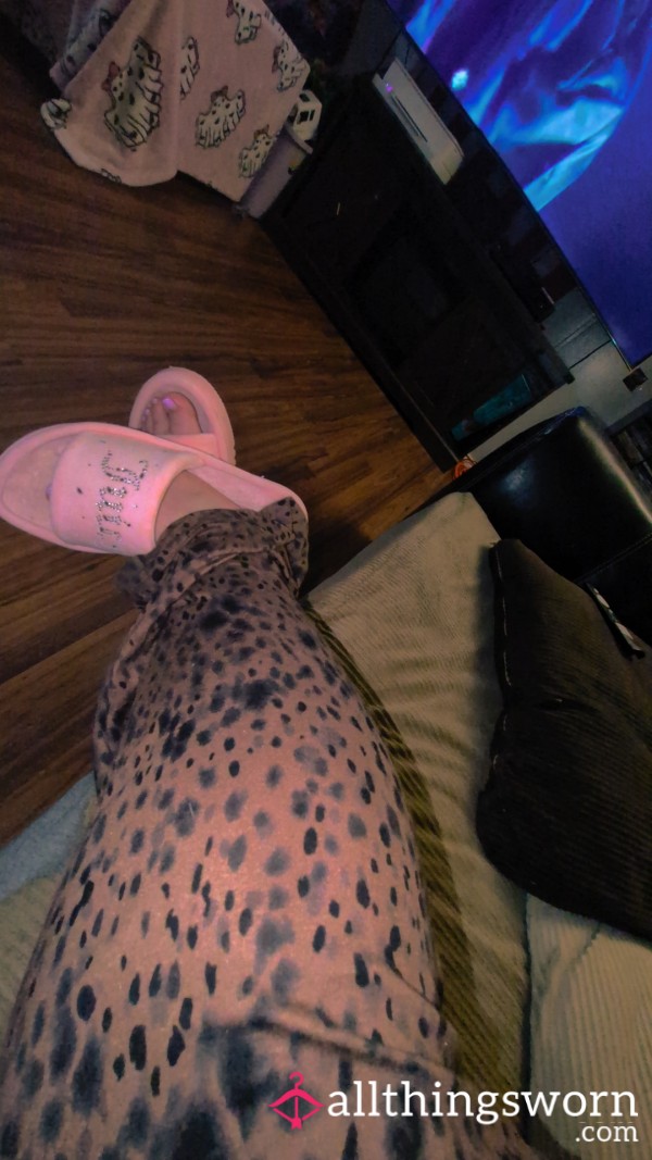 Pink Diamond Juicy Couture Slippers 💓
