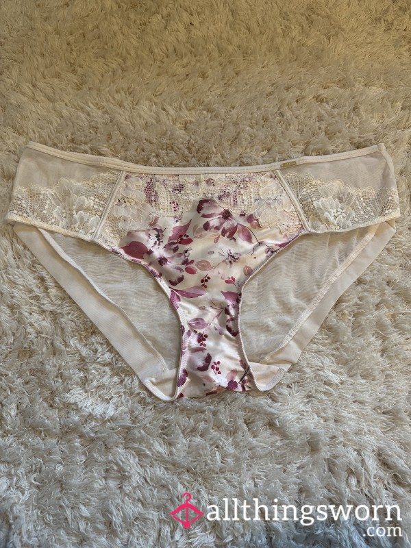 🌸 Pink Flor*l Briefs – Made To Be Earned 🌸