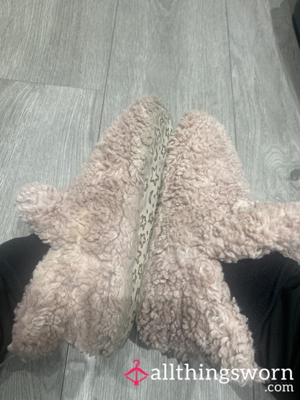 Pink Fluffy Alippers