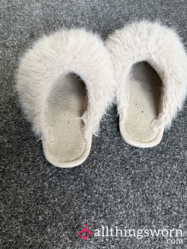 Pink Well-worn MILF Slippers