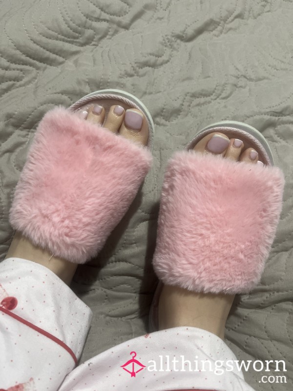 Pink Fluffy Slippers