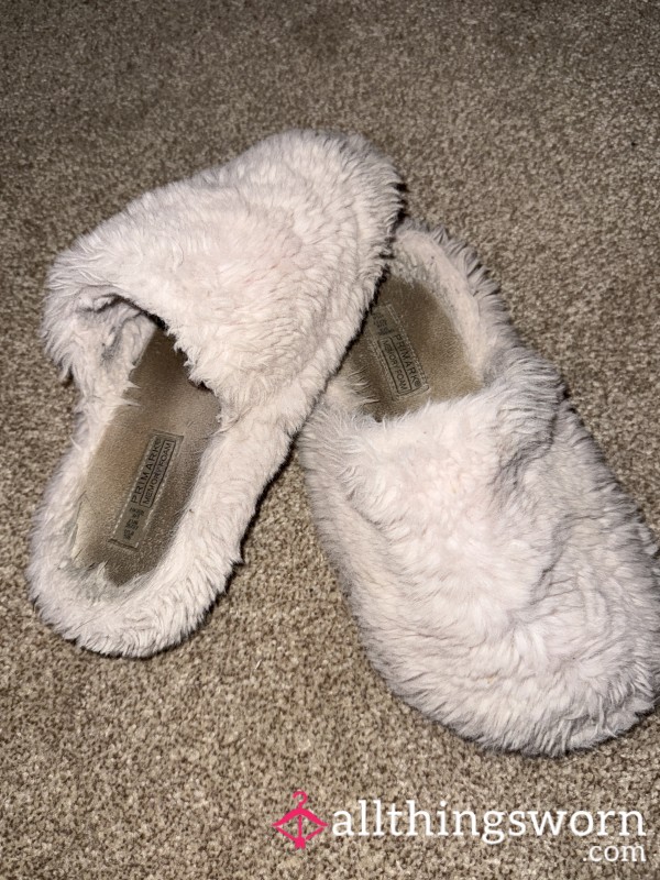 Pink Fluffy Slippers