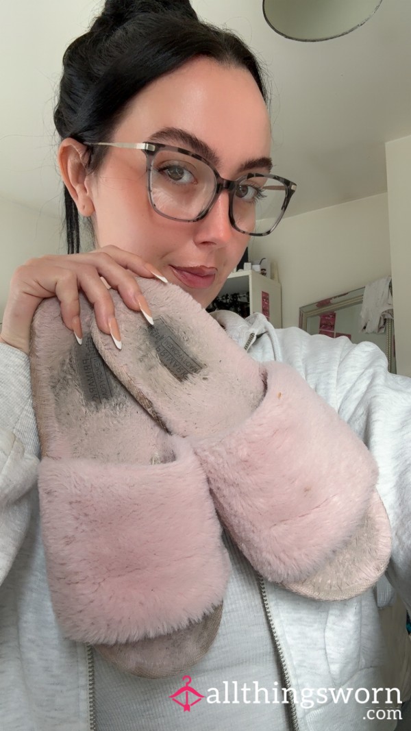 Pink Fluffy Slippers