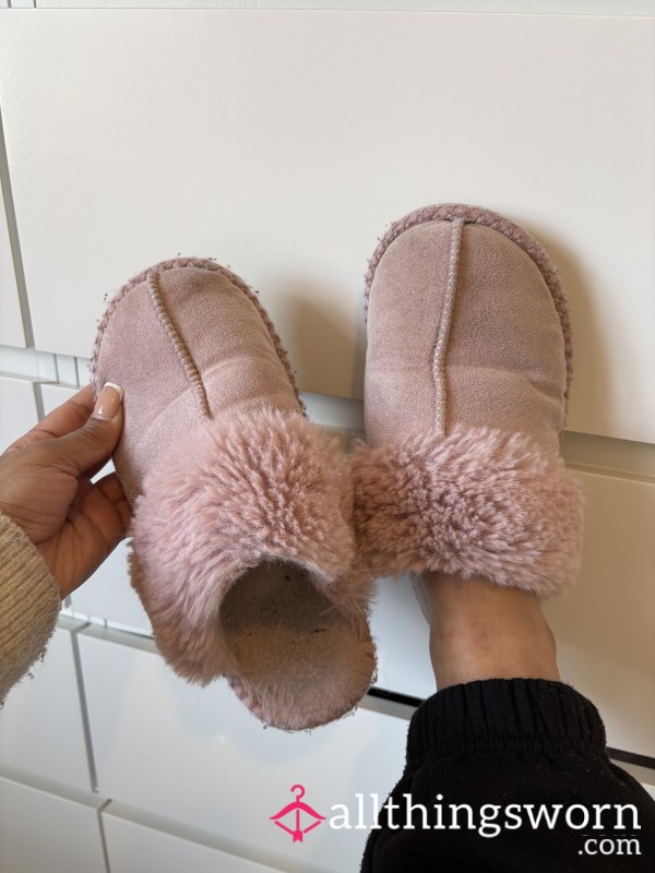 Pink Fluffy Slippers