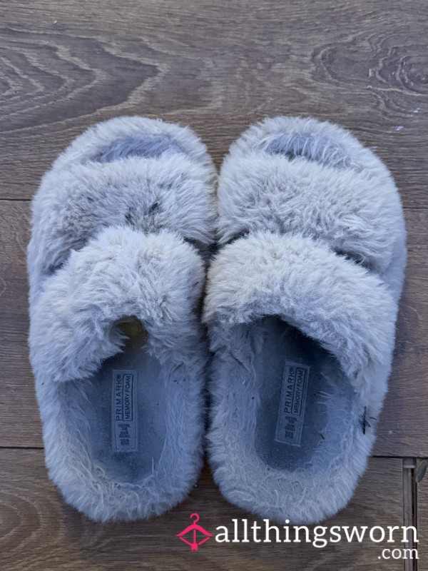 Pink Fluffy Slippers
