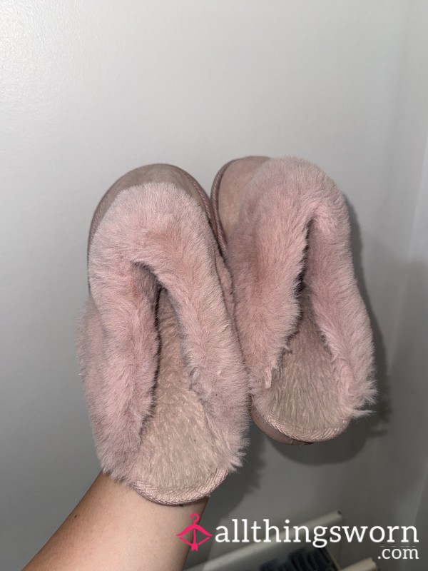 Pink Fluffy Slippers